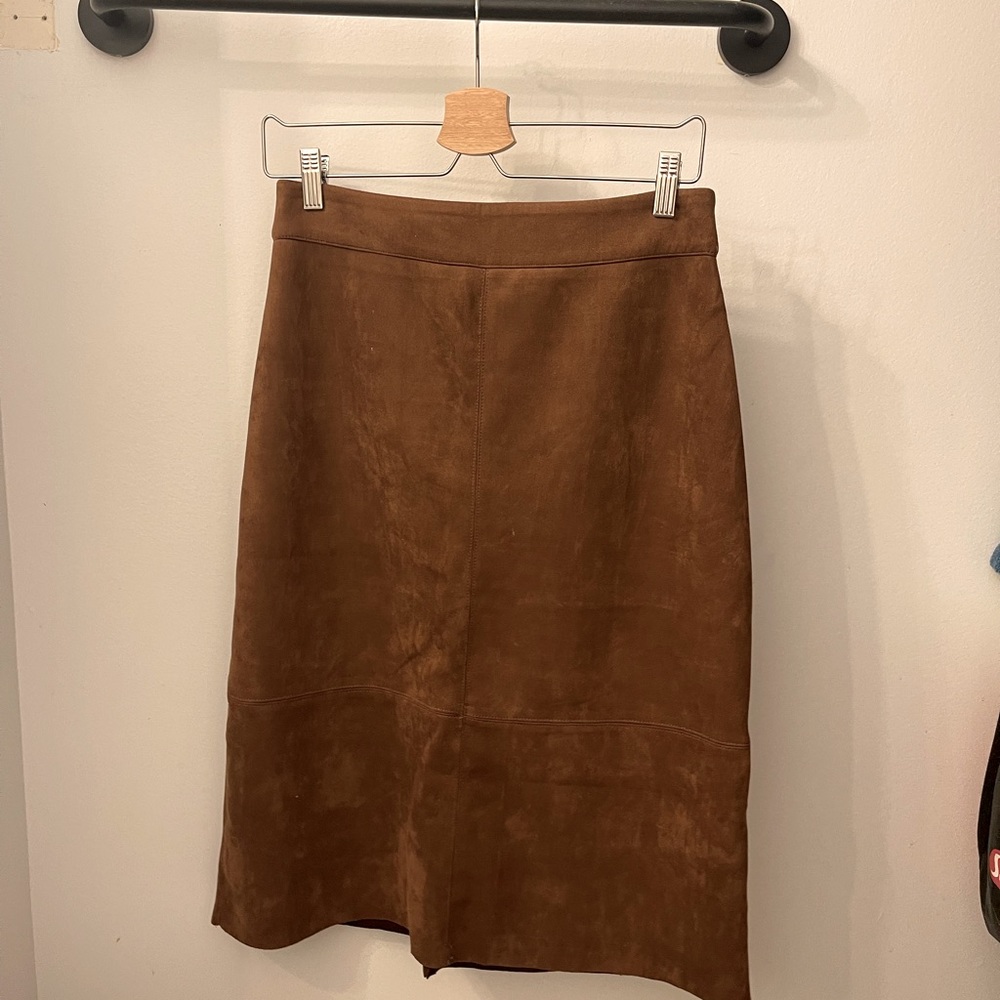 Contemporaine suede skirt